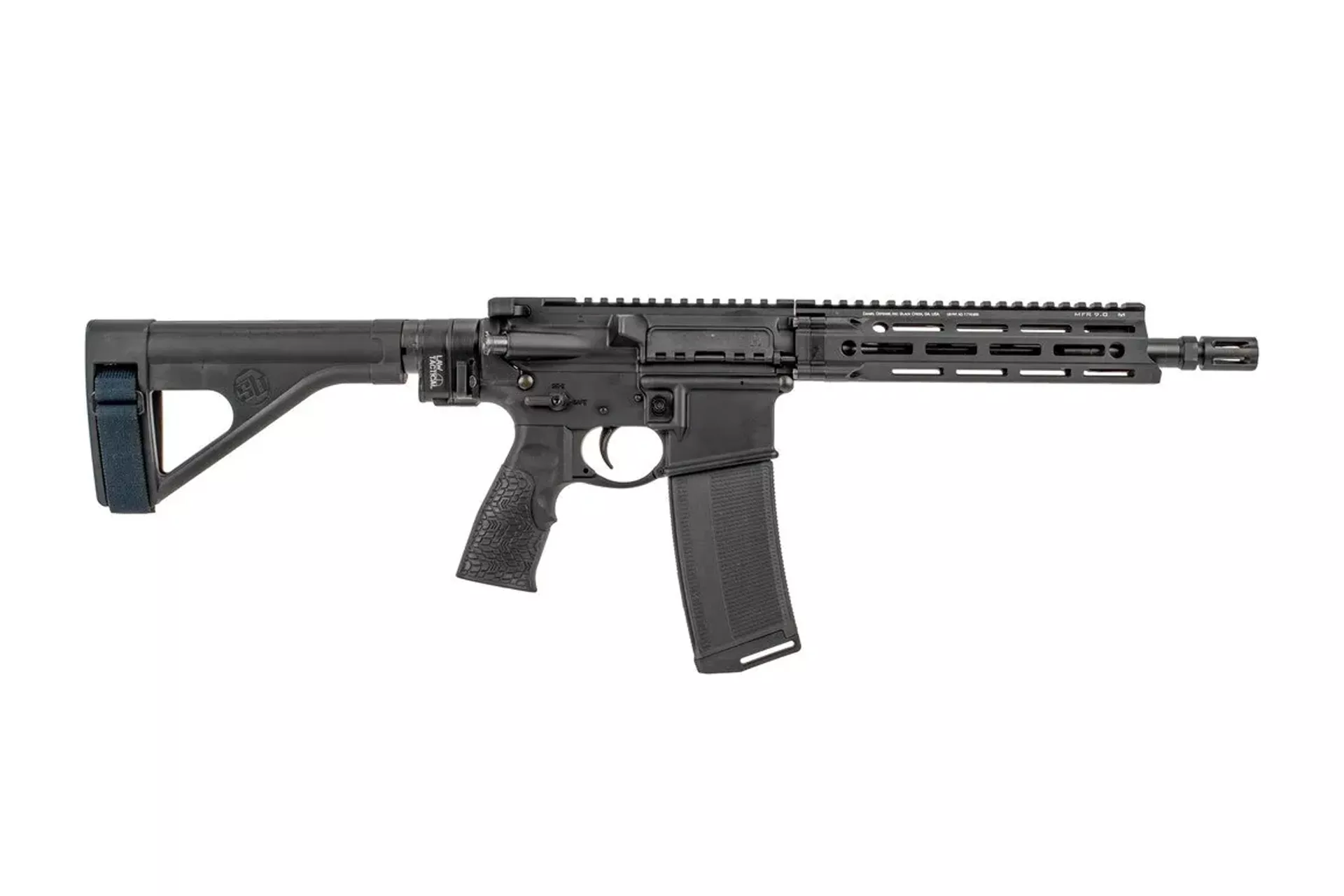 Daniel Defense 10.3″ 5.56 NATO DDM4V7P Pistol with 9.0″ MFR M-LOK Rail and Law Tactical Adapter – 02-128-16550