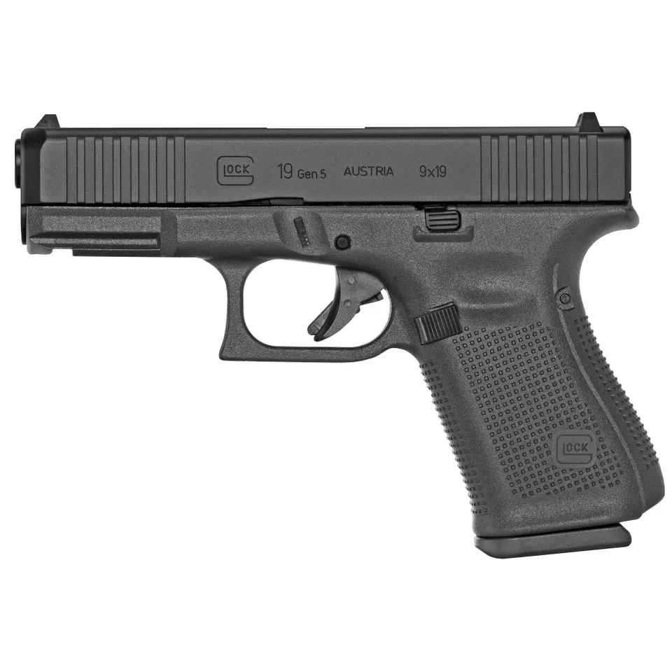GLOCK 19 GEN5 9MM Pistol with 10-Round Capacity and 3 Magazines